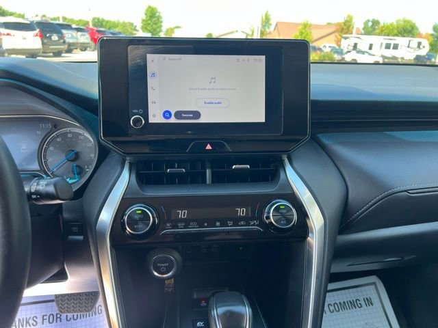 Used 2023 Toyota Venza LE image 26