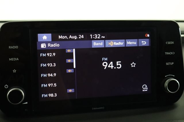 Used 2022 Hyundai Santa Fe SEL FWD image 29
