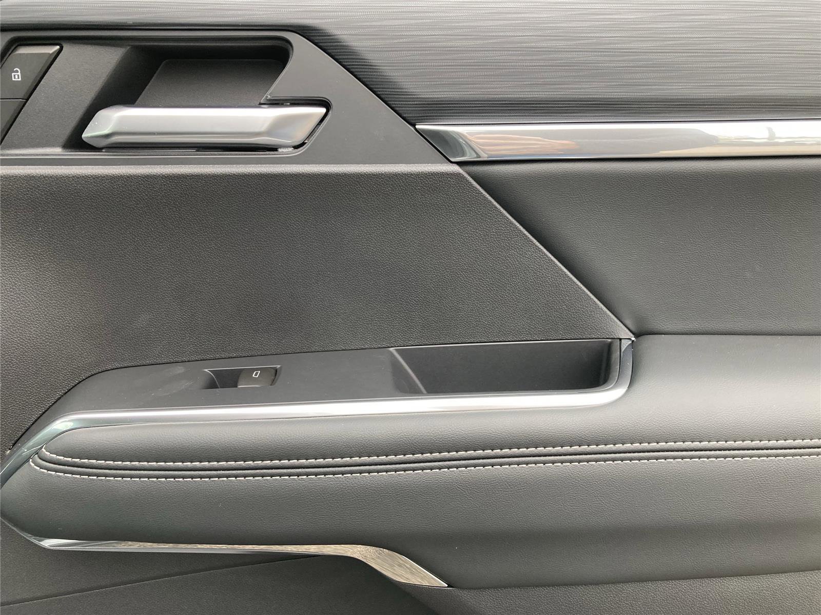 New 2026 GMC Acadia Elevation w/ Black Edition image 16