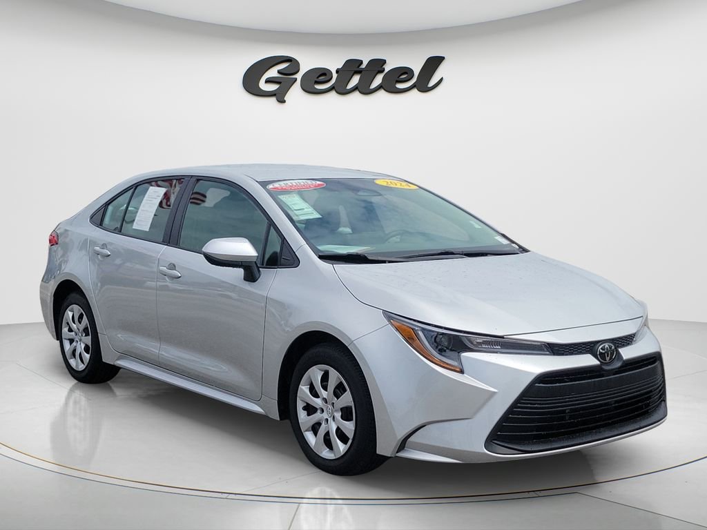 Certified 2024 Toyota Corolla LE video 2