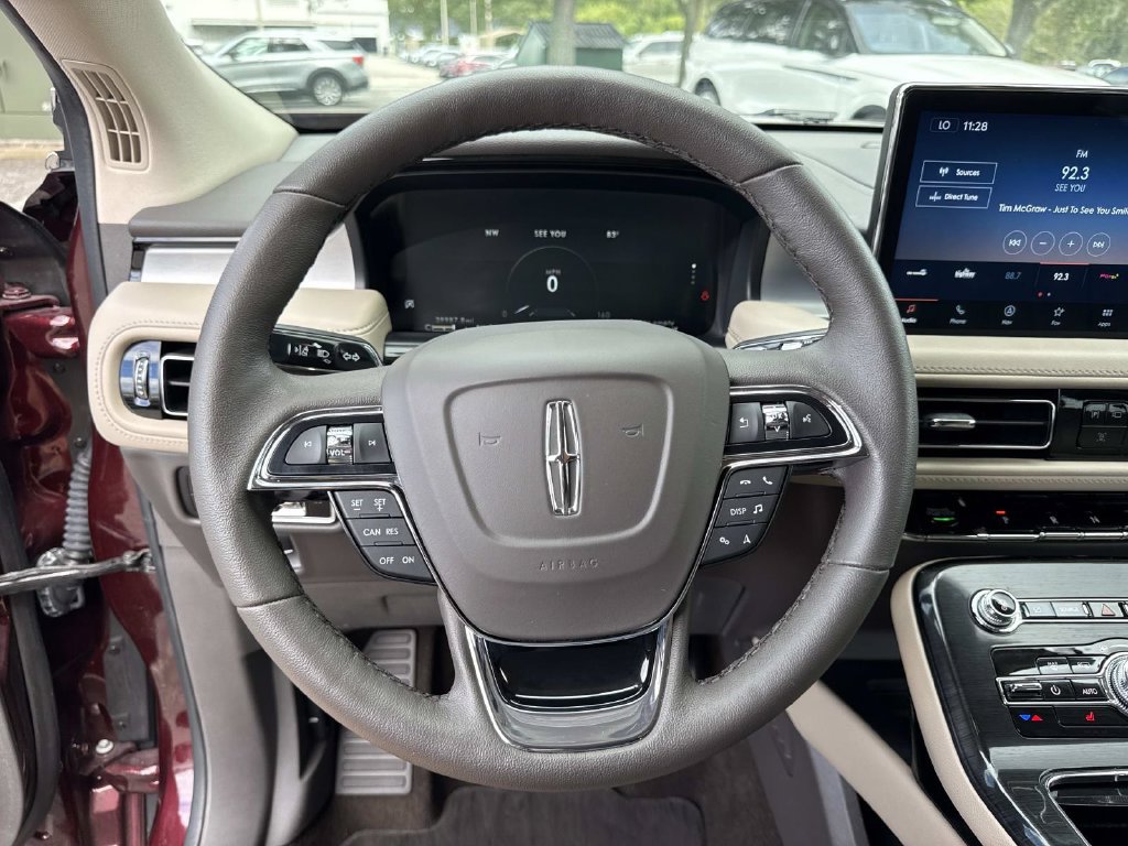 Certified 2023 Lincoln Nautilus AWD w/ Premium Package image 26