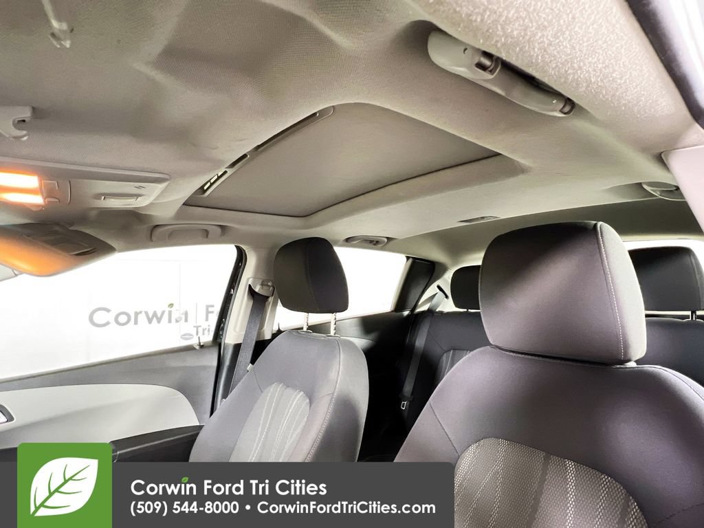 Used 2015 Chevrolet Sonic LT w/ Fun and Sun Package FWD image 24