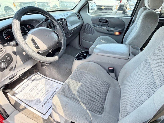 Used 2001 Ford F150 XLT image 11