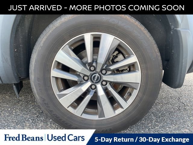 Certified 2023 Nissan Pathfinder SL image 17