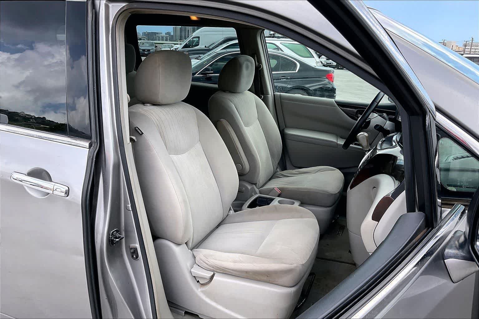 Used 2011 Nissan Quest SV FWD image 13