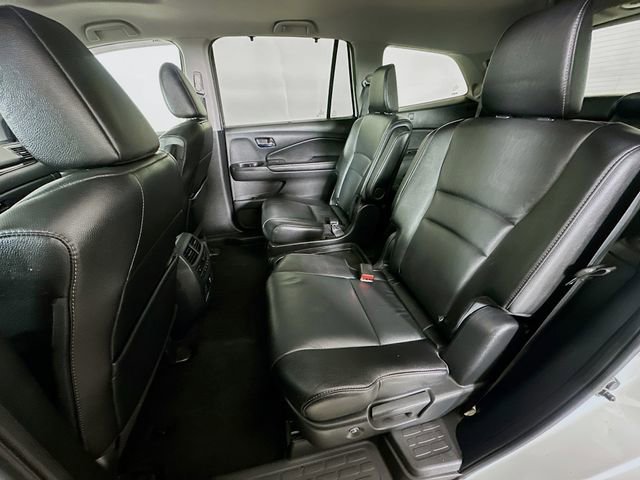 Certified 2022 Honda Pilot Touring image 34
