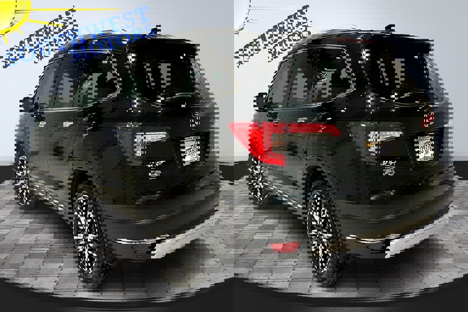 Used 2020 Honda Pilot Elite image 4