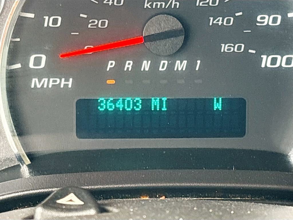 Used 2024 Chevrolet Express 3500 Extended w/ Driver Convenience Package image 12