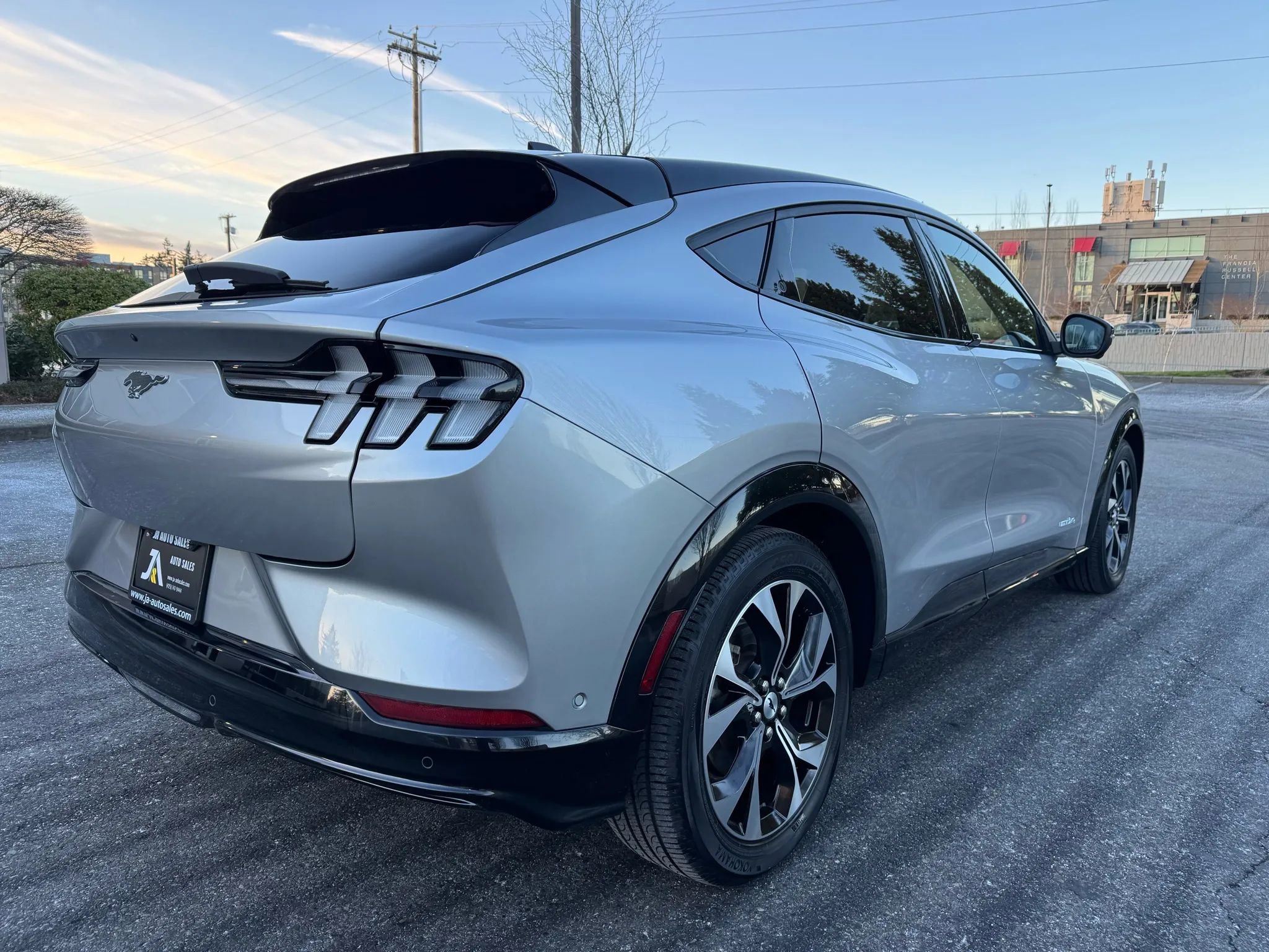 Used 2021 Ford Mustang Mach-E Premium image 10