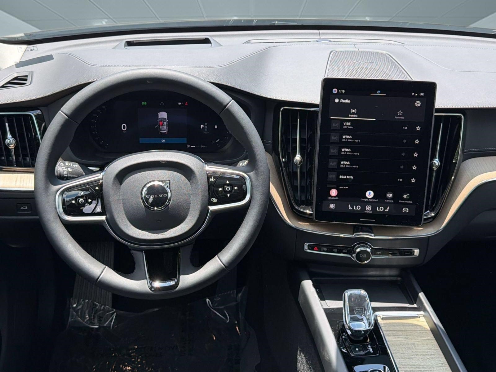 New 2026 Volvo XC60 B5 Ultra w/ Protection Package AWD/4WD image 28