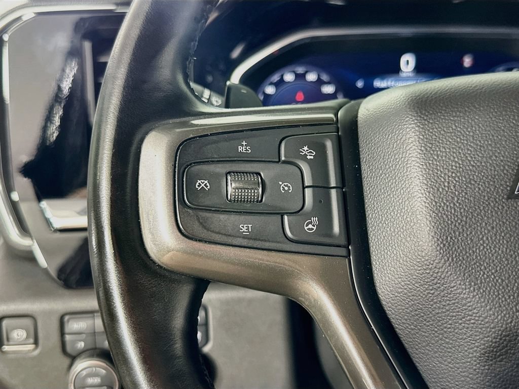Used 2024 Chevrolet Silverado 1500 High Country AWD/4WD image 23