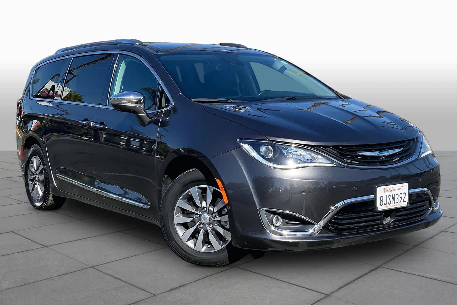 Used 2019 Chrysler Pacifica Limited w/ Advanced Safetytec Group FWD video 2