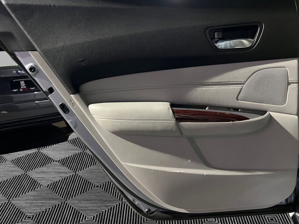 Used 2015 Acura TLX V6 w/ Technology Package image 18