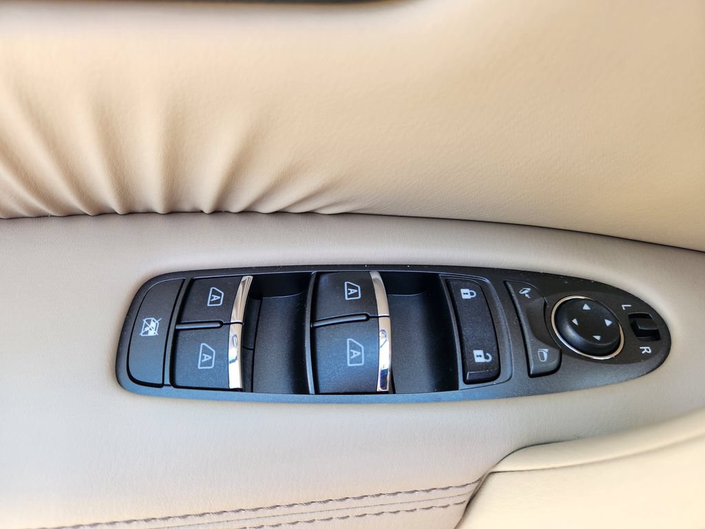 Used 2023 Nissan Armada Platinum w/ Captain's Chairs Package AWD/4WD image 22