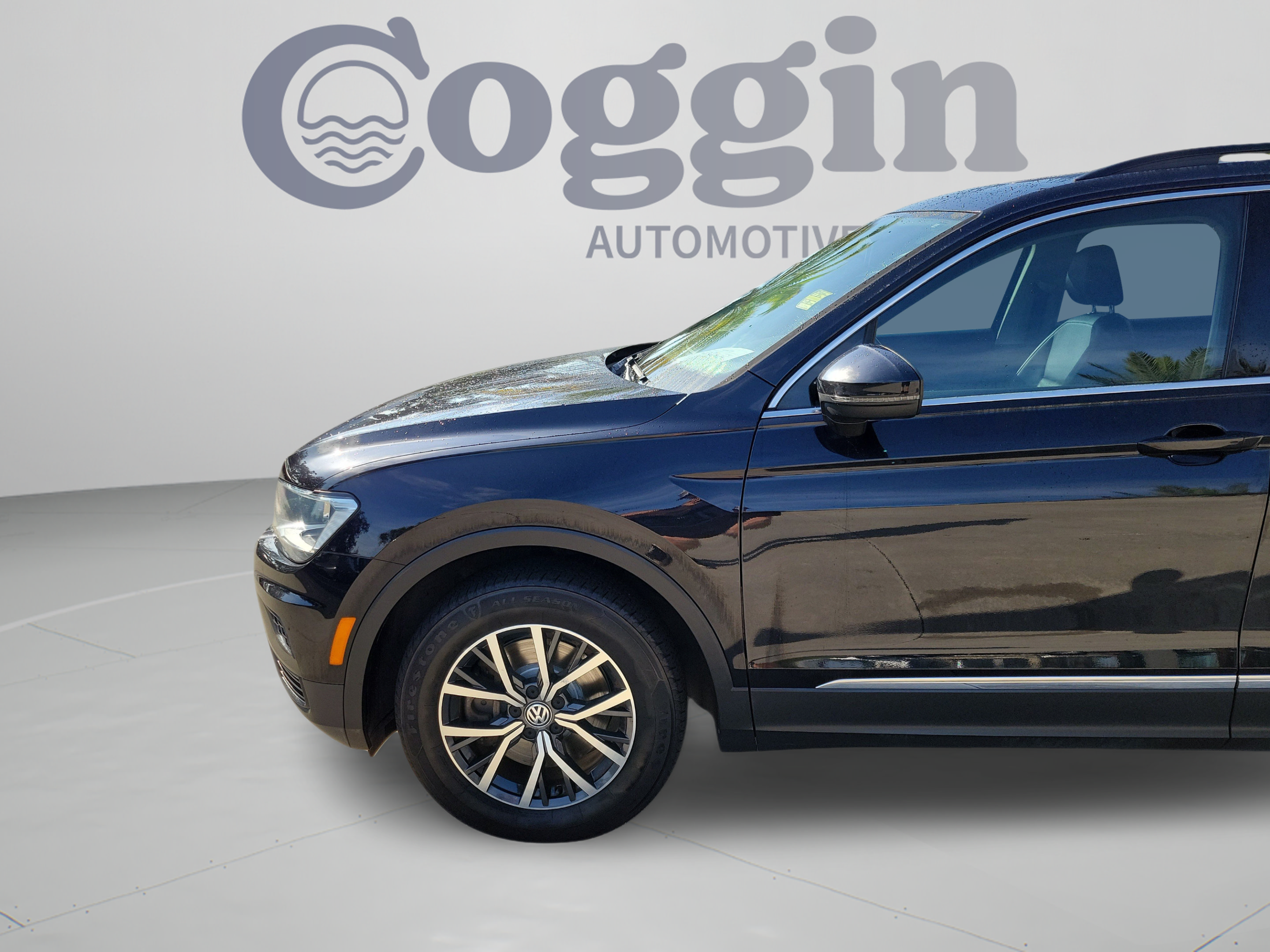 Used 2018 Volkswagen Tiguan SE w/ Panoramic Sunroof Package FWD image 34