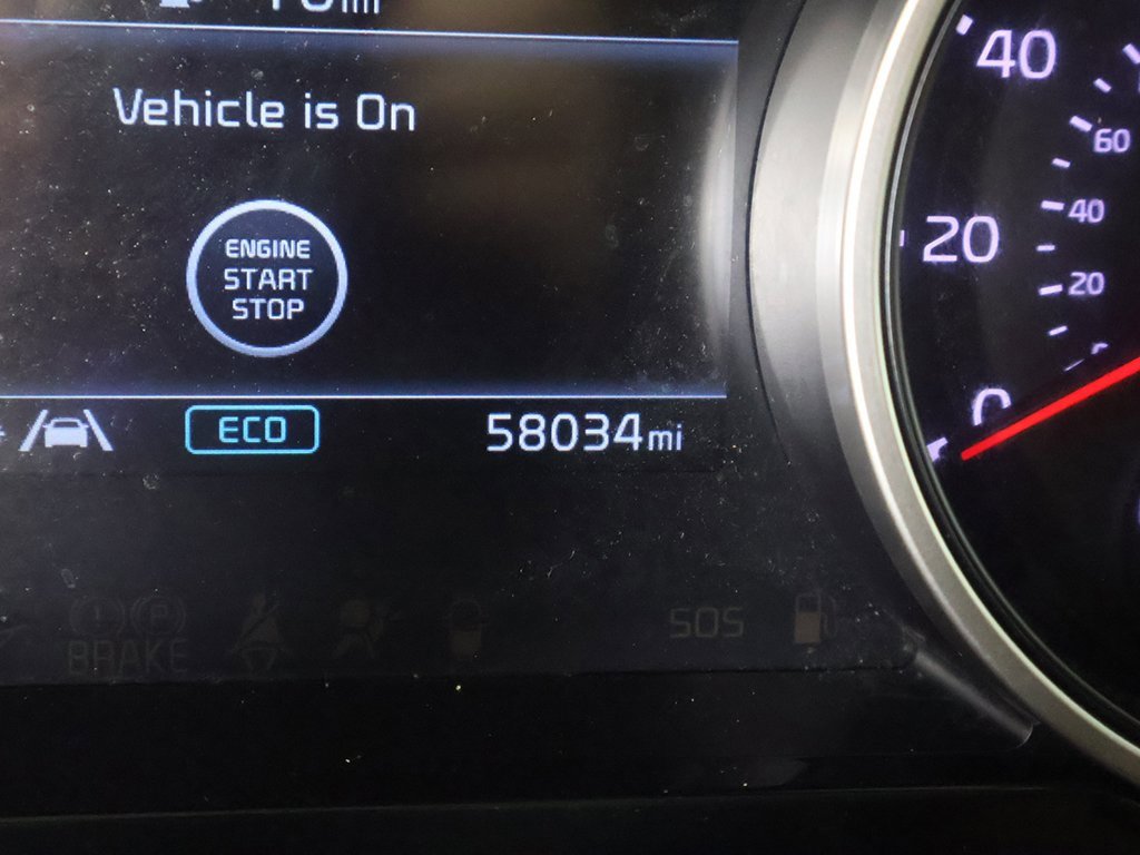 Used 2023 Kia Carnival EX image 38