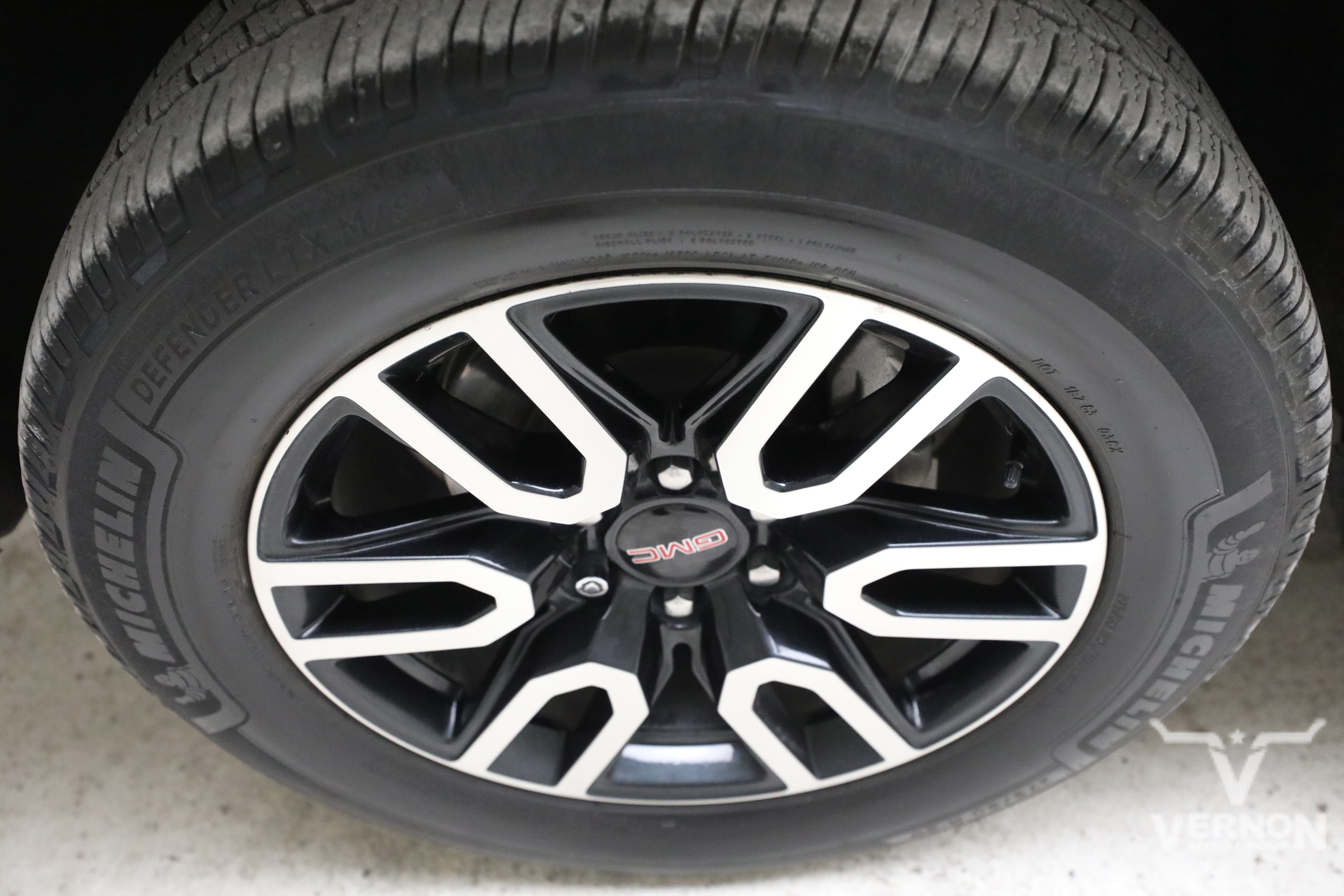 Used 2022 GMC Yukon XL AT4 AWD/4WD image 33