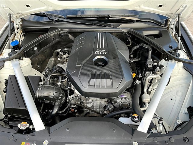 Used 2023 Genesis G70 2.0T w/ Sport Prestige Package image 11