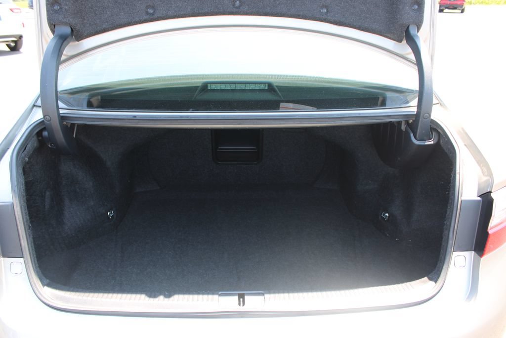 Used 2018 Lexus ES 350 w/ Luxury Package w/Wood Trim FWD image 17