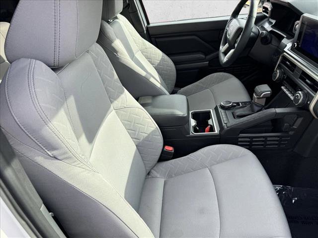 Certified 2025 Toyota Tacoma SR5 image 19