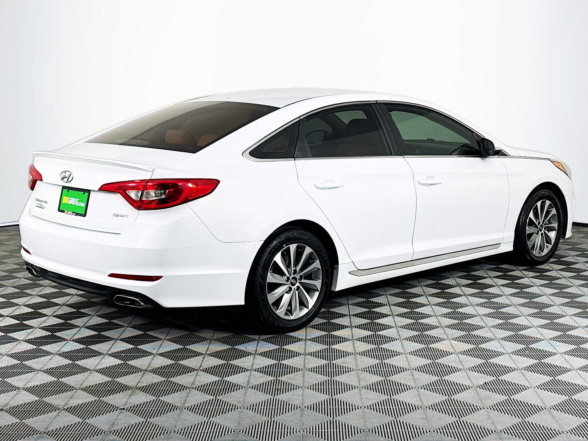 Used 2016 Hyundai Sonata Sport image 10