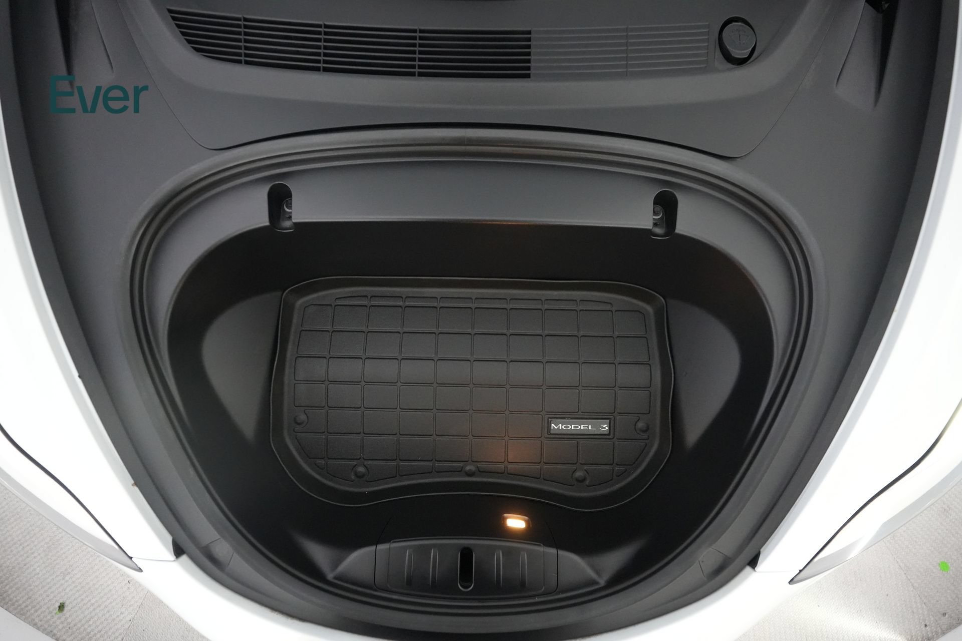 Used 2020 Tesla Model 3 Standard Range RWD image 25