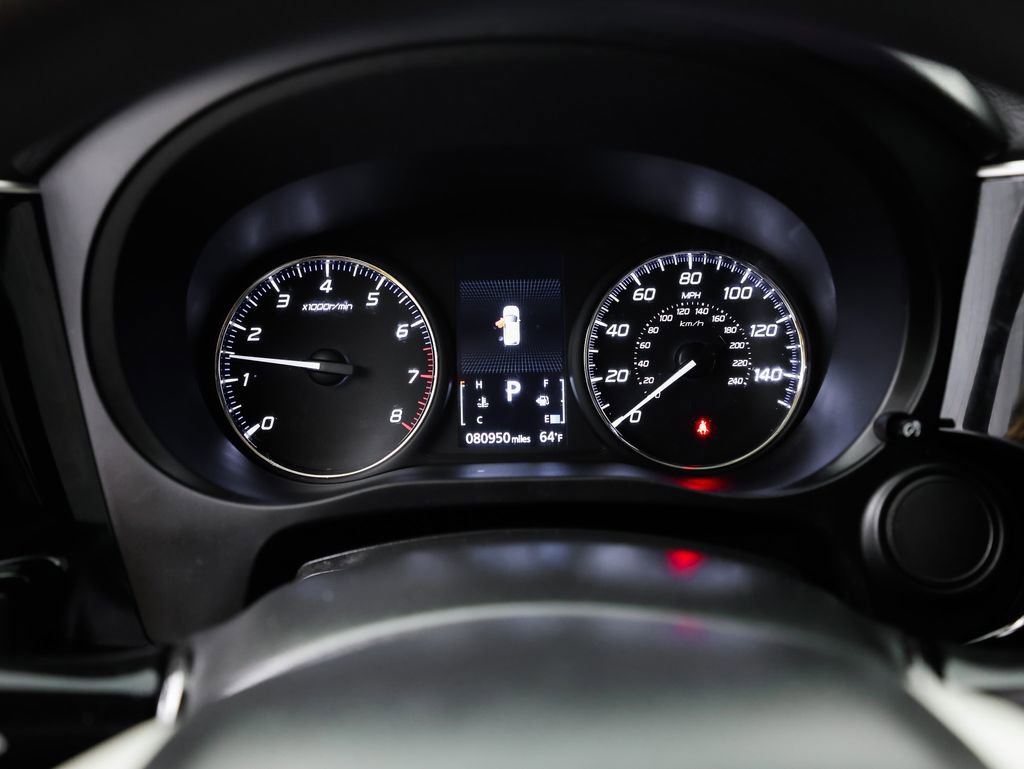 Used 2020 Mitsubishi Outlander ES image 23