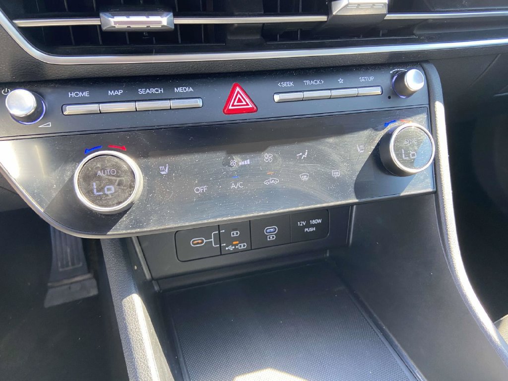 Used 2025 Hyundai Sonata SEL AWD/4WD image 18