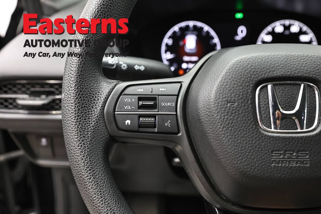 Used 2023 Honda HR-V LX image 15