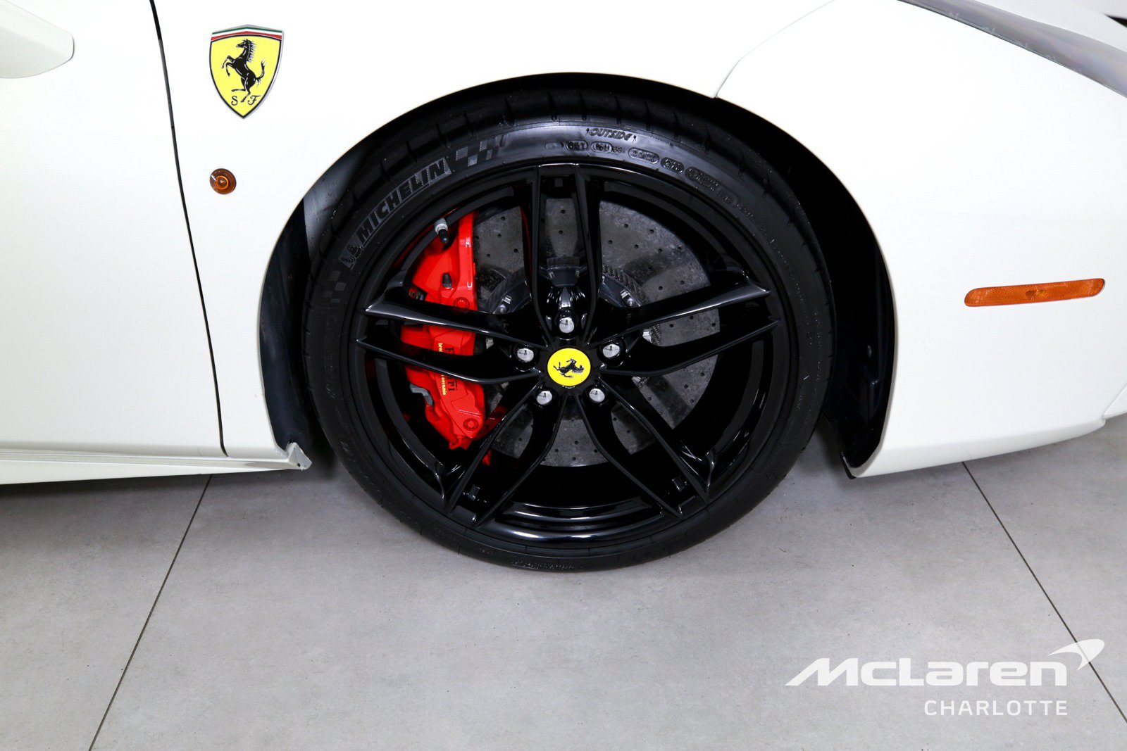 Used 2019 Ferrari 488 GTB RWD image 27