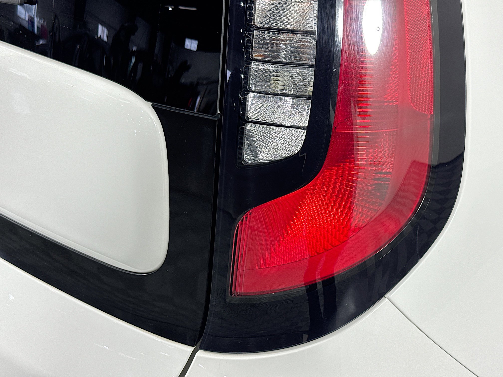 Used 2018 Kia Soul + FWD image 32