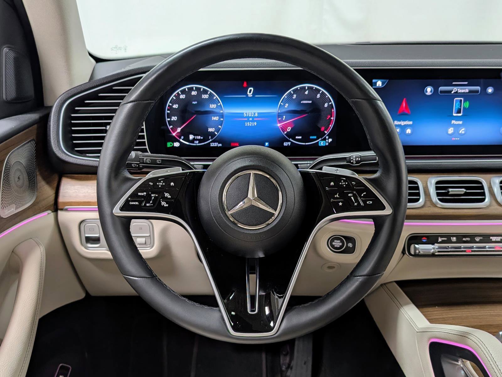 Used 2024 Mercedes-Benz GLE 350 4MATIC w/ AMG Line Exterior image 35