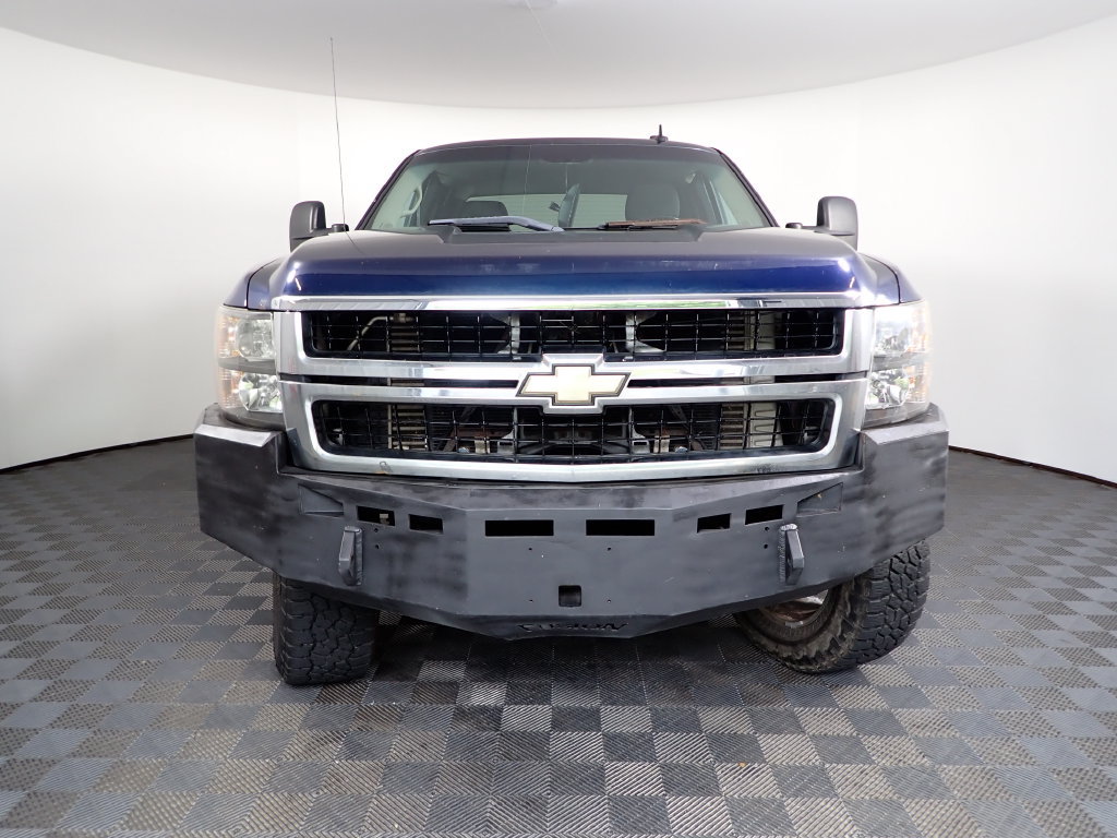 Used 2009 Chevrolet Silverado 3500 LT w/ Interior Plus Package AWD/4WD image 7