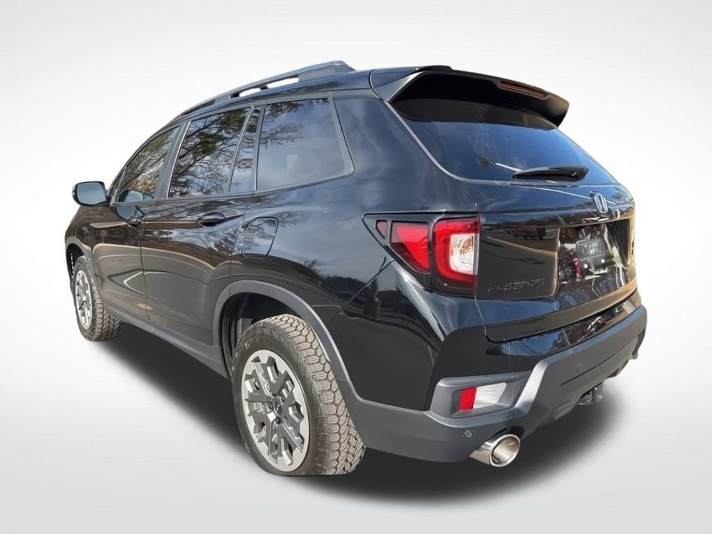 Used 2024 Honda Passport TrailSport image 8