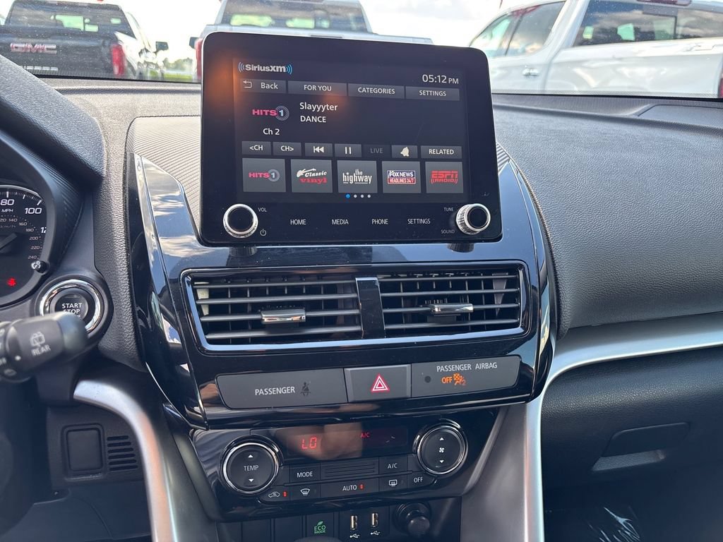 Used 2024 Mitsubishi Eclipse Cross LE AWD/4WD image 9