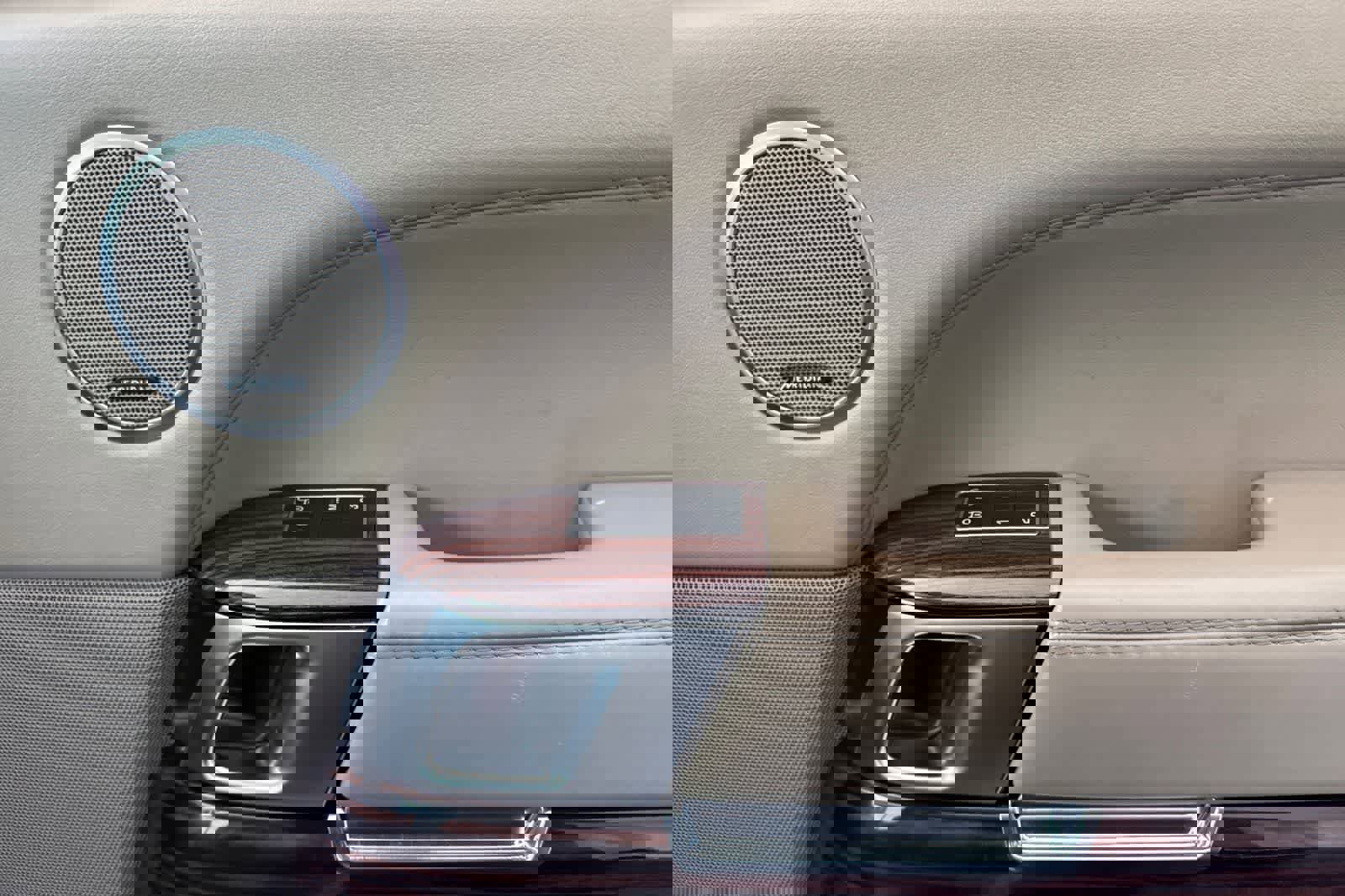 Used 2015 Land Rover Range Rover Long Wheelbase Supercharged image 20