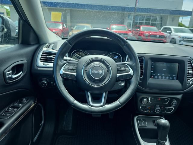 Used 2021 Jeep Compass Latitude w/ Sun and Sound Group FWD image 16