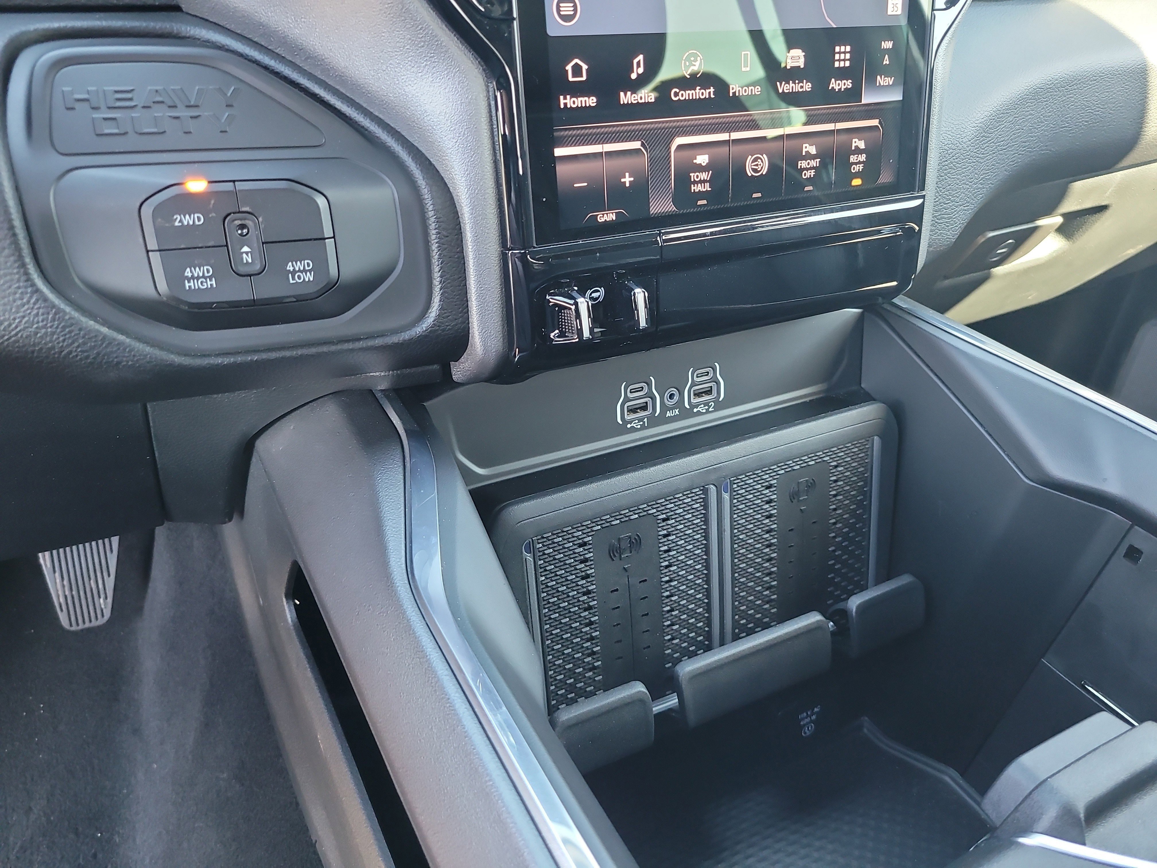 Used 2025 RAM 2500 Laramie image 25