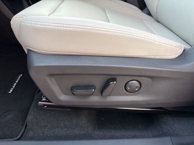 New 2025 Nissan Murano SL image 6