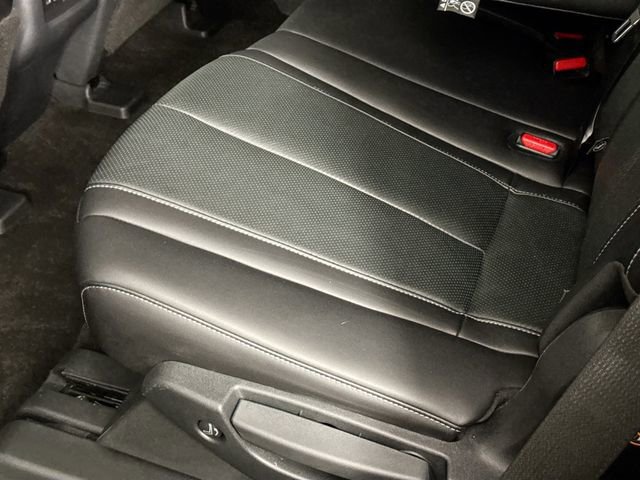 Used 2025 INFINITI QX60 Sensory w/ Vision Package image 43