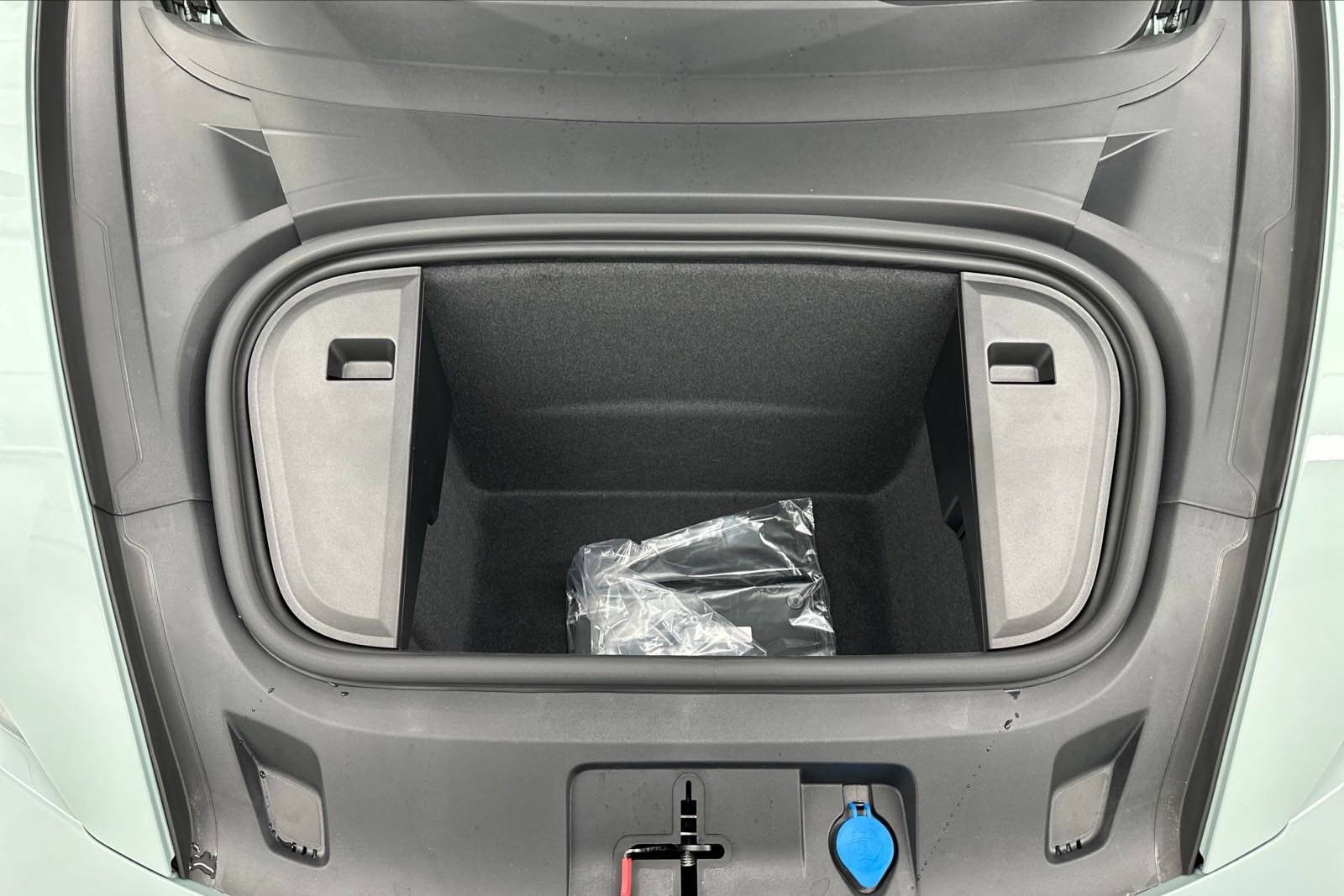 New 2025 Porsche Taycan 4S image 57