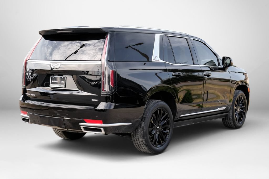 Used 2024 Cadillac Escalade Premium Luxury w/ Performance Package AWD/4WD image 7
