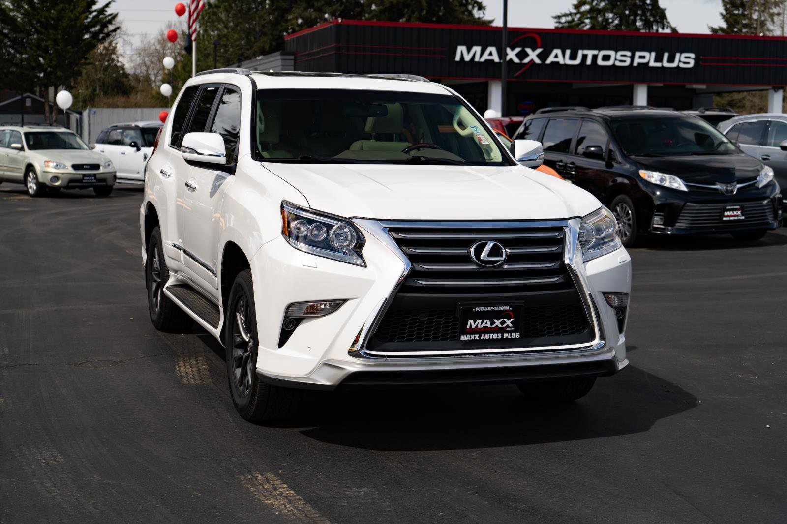 Used 2018 Lexus GX 460 Premium AWD/4WD image 2