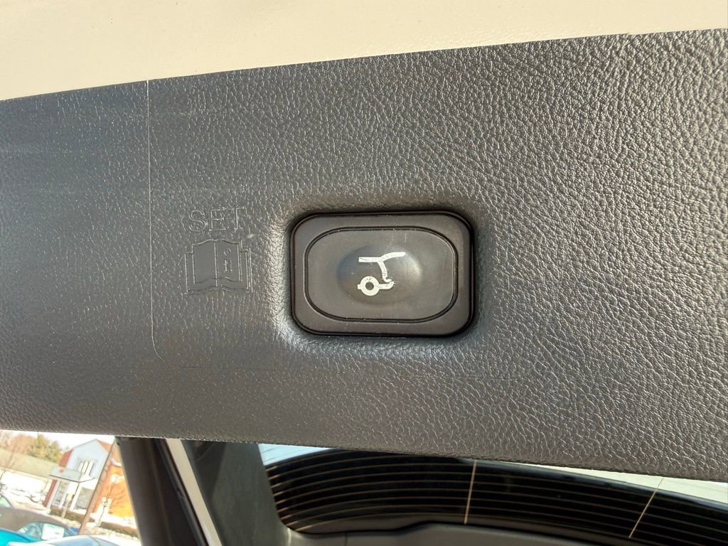 Used 2022 Lincoln Nautilus Reserve image 35
