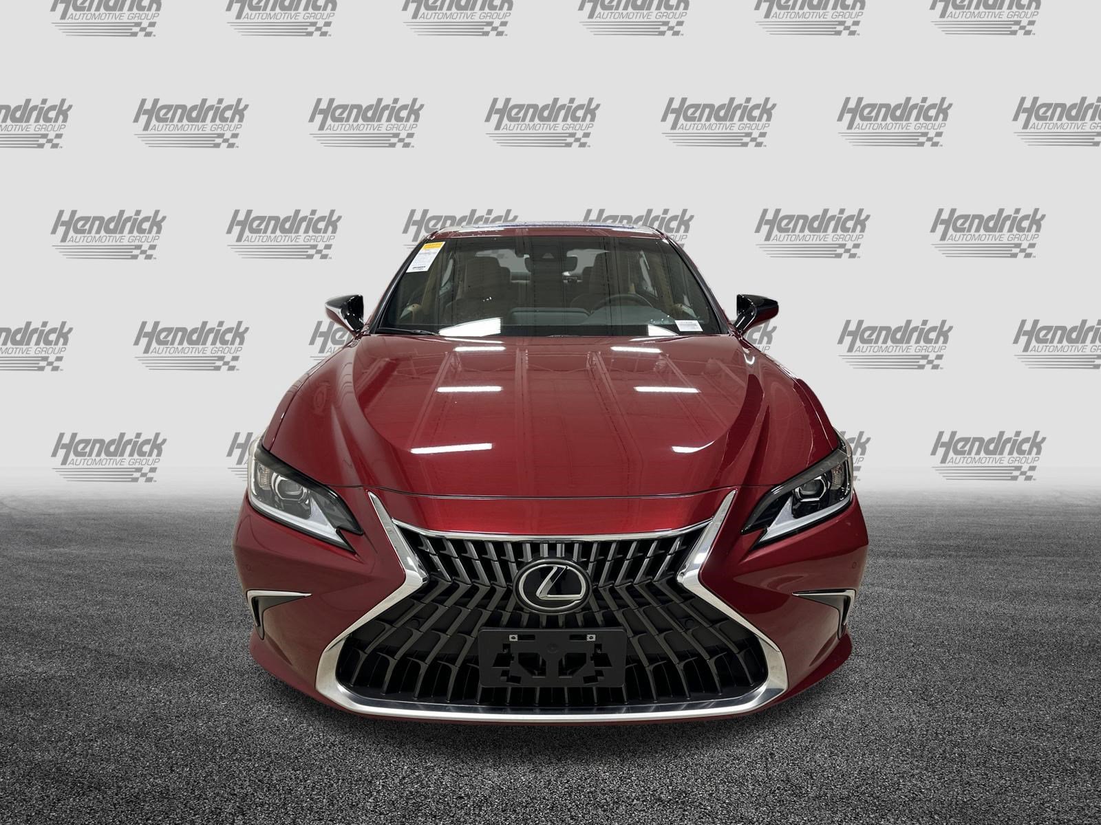 Certified 2023 Lexus ES 350 w/ Premium Package image 3
