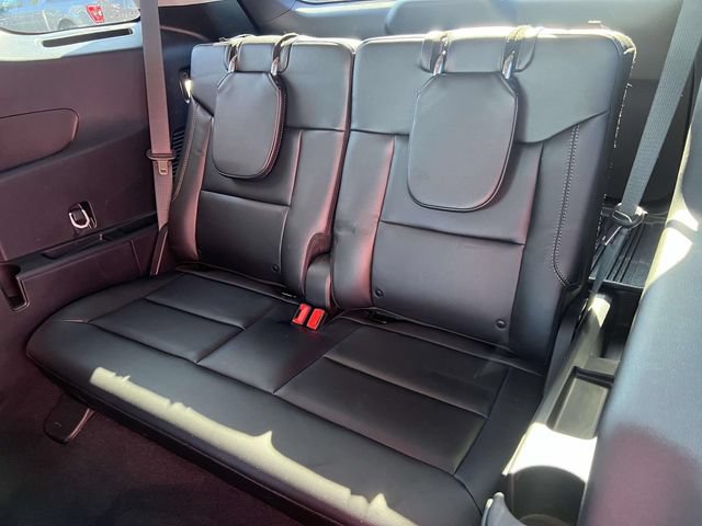 Certified 2023 Ford Explorer Limited w/ Equipment Group 301A AWD/4WD image 13