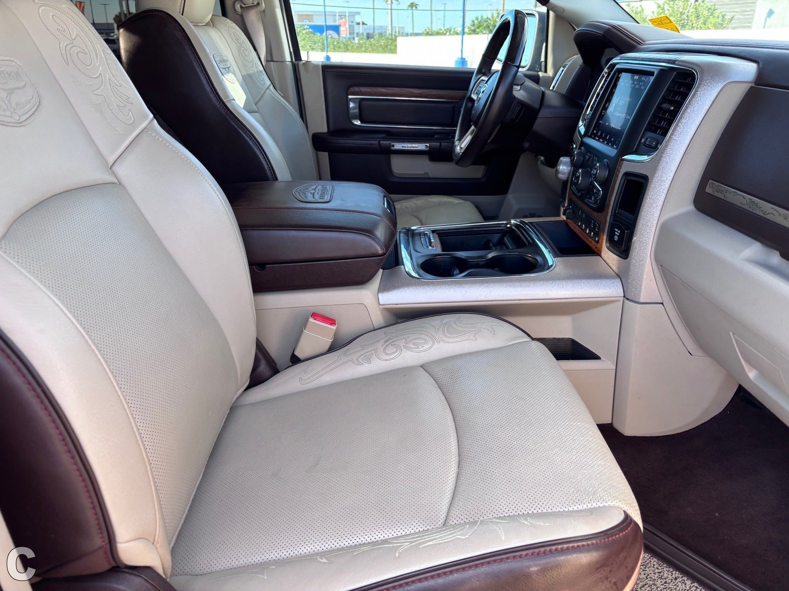 Used 2018 RAM 1500 Laramie Longhorn w/ Longhorn Southfork Package AWD/4WD image 12