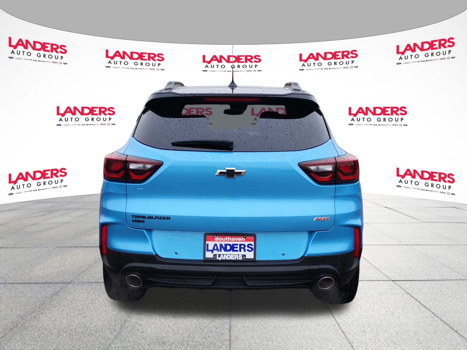 Used 2025 Chevrolet TrailBlazer RS w/ Driver Confidence Package image 4