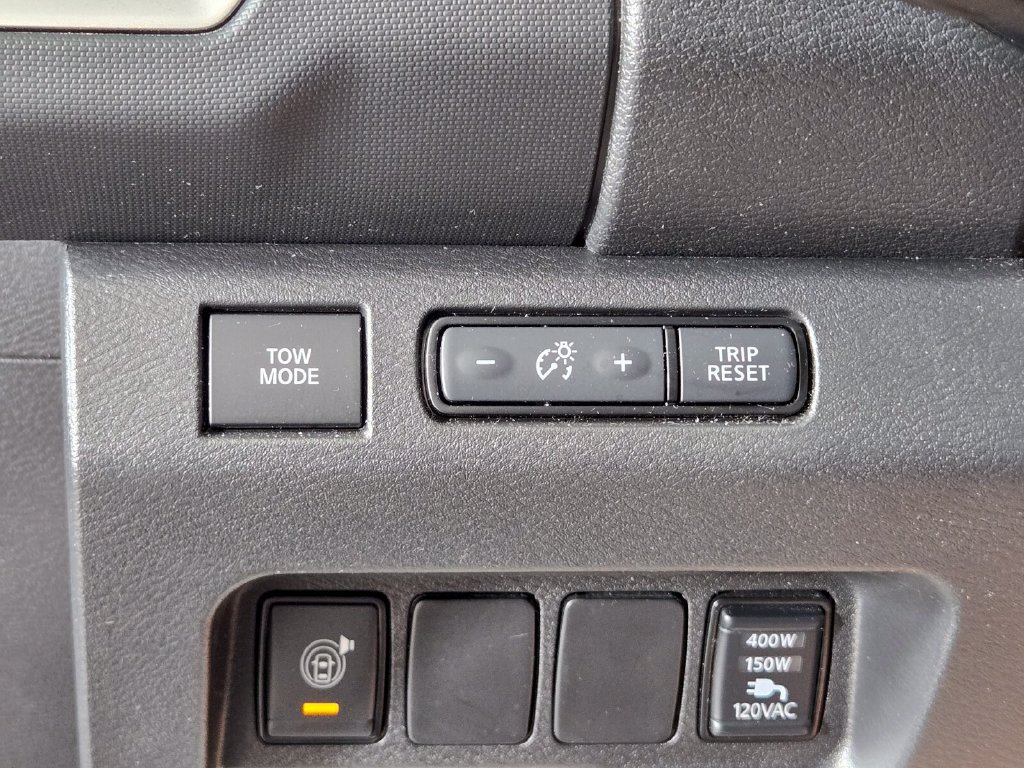 Used 2024 Nissan Frontier SV w/ SV Convenience Package RWD image 31