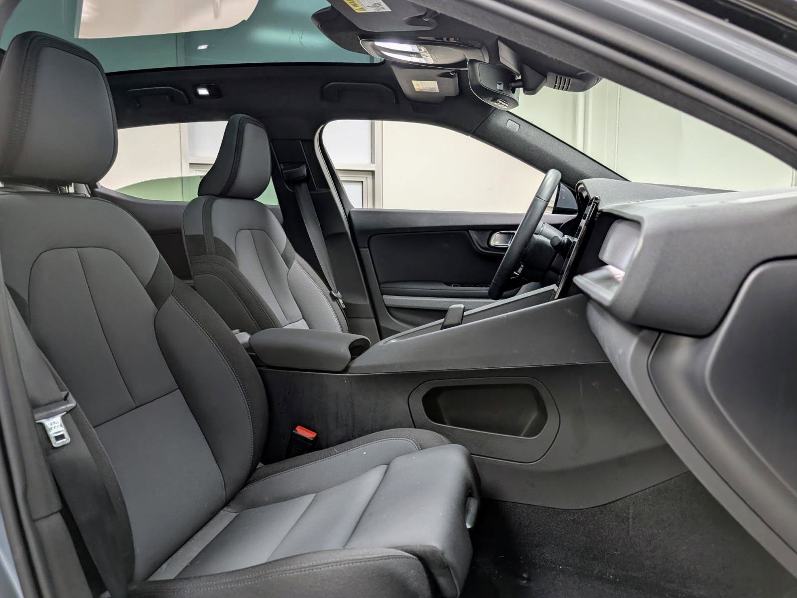 Used 2023 Polestar Polestar 2 Plus w/ Pilot Pack image 23